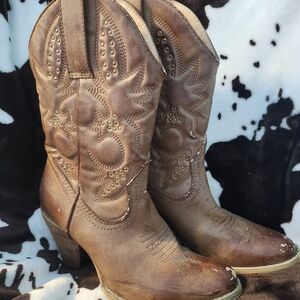 Very Volatile Tan Heeled Western Boots
